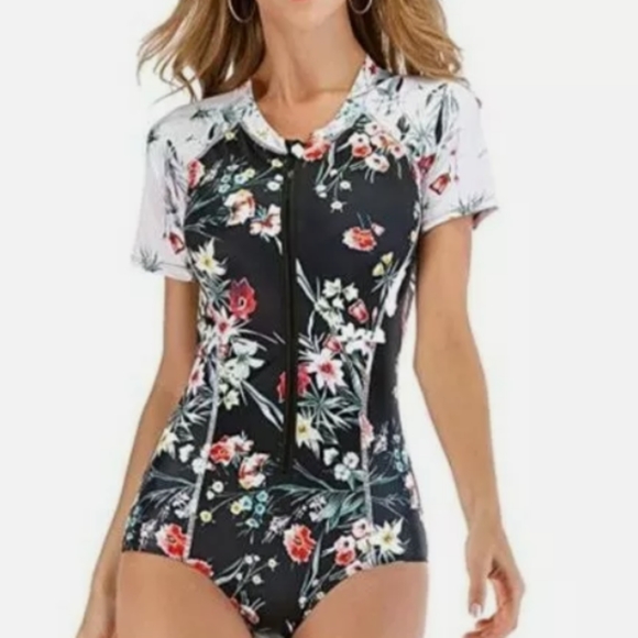 LafyKoly Other - Zip Front Short Sleeve One Piece Rash Guard Swim Suit Size 2XL (See Size Chart)